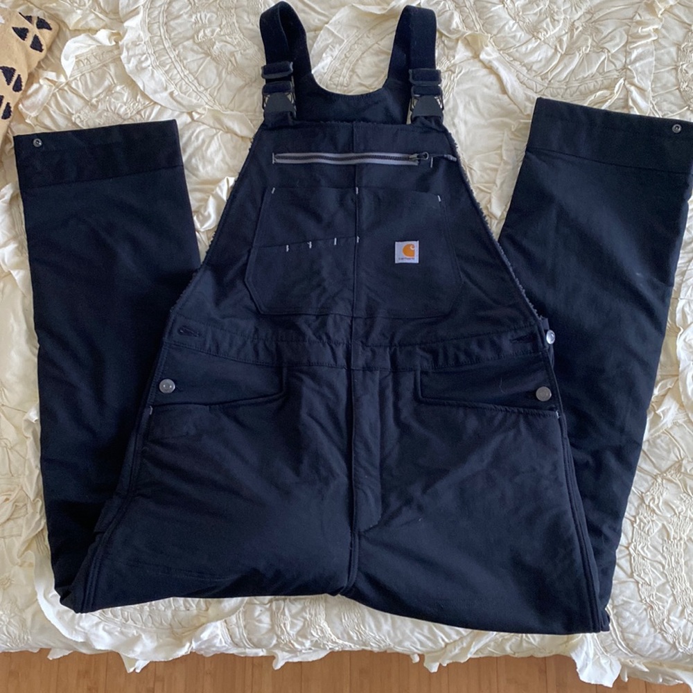 Carhartt Mens Super Dux insulated Bib overall Size M. Nearly new